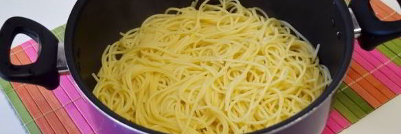 паста с морепродуктами в сливочном соусе