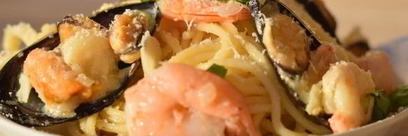 паста с морепродуктами в сливочном соусе