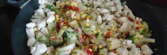 паста в сливочном соусе с овощами