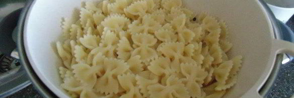 паста в сливочном соусе с овощами