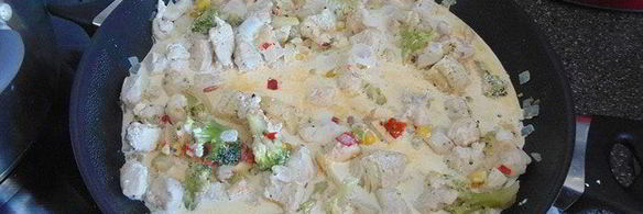 паста в сливочном соусе с овощами