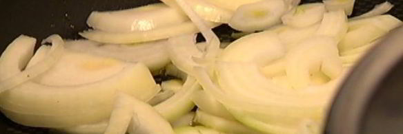 спагетти с луком и анчоусами