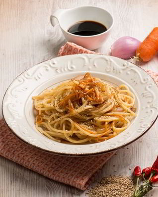 Спагетти с морковным соусом