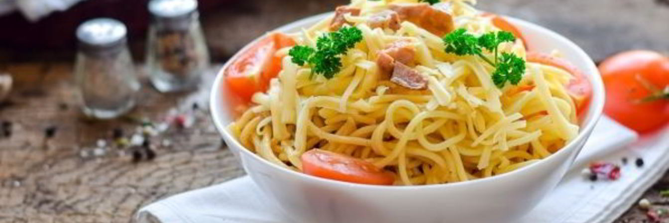 Спагетти с ветчиной и сыром