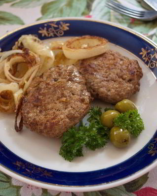 Бифштекс из говяжьего фарша