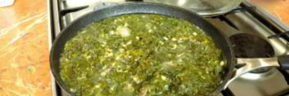 чакапули с зеленью и вином