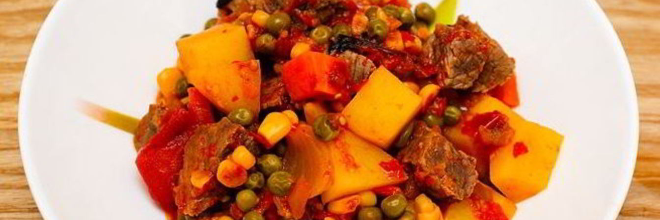 Говядина с овощами в мультиварке