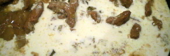 говядина с солеными огурцами и медом