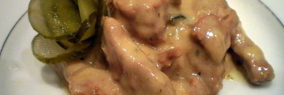 говядина с солеными огурцами и медом