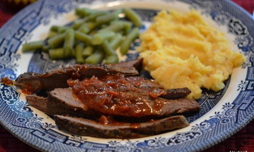 Рецепт говядины в красном винном соусе