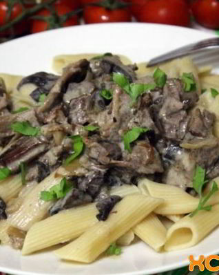 Говядина в сметанном соусе