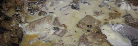 говядина в сметанном соусе