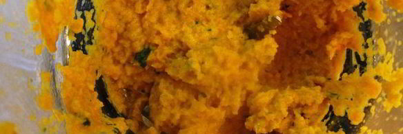 куриная грудка, фаршированная морковкой, с печеным картофелем