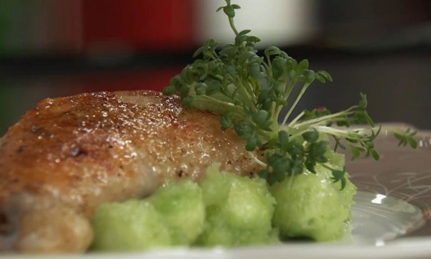 Рецепт куриной ножки, фаршированной грибами