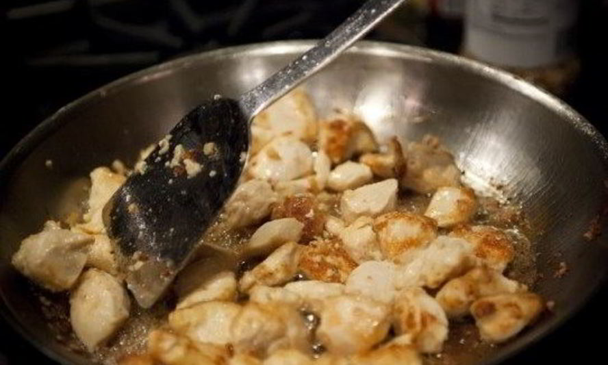 Рецепт куриных кусочков в сухарях