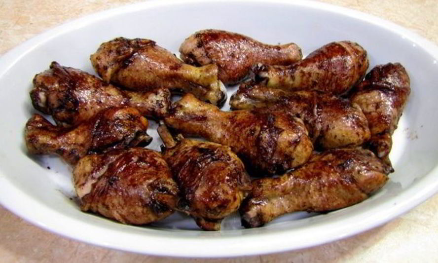Рецепт куриных ножек, запеченных с вином