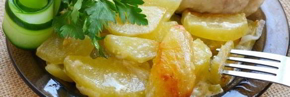 курица с сельдереем и картофелем в духовке