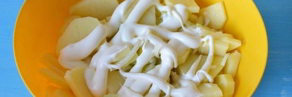 курица с сельдереем и картофелем в духовке