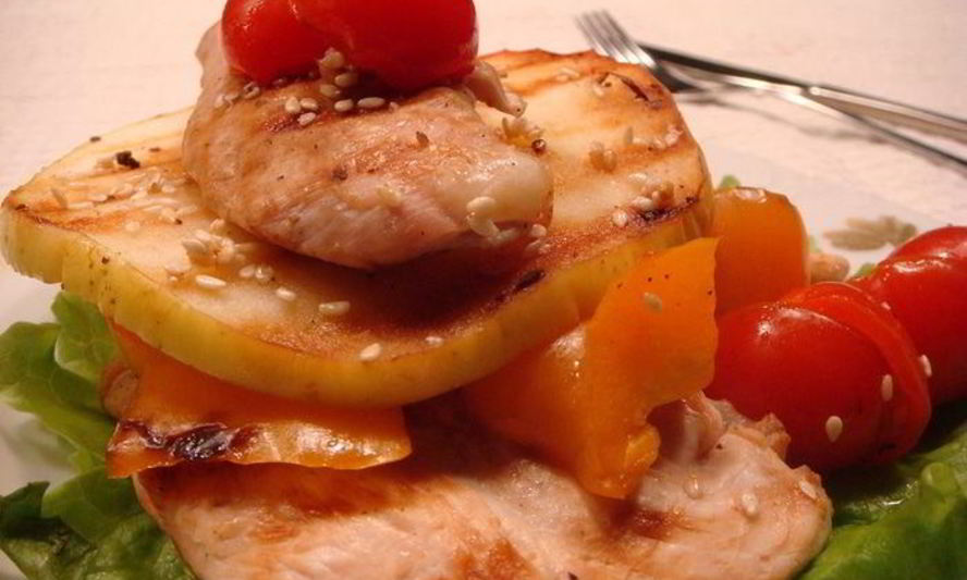 Рецепт курицы с яблоками и перцем
