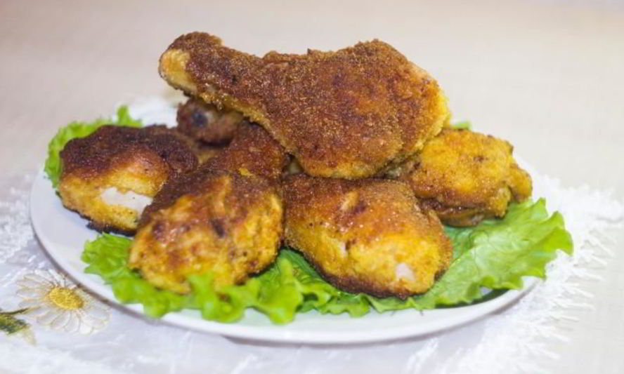Рецепт курицы в панировочных сухарях на сковороде