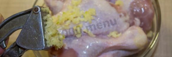 курица в панировочных сухарях на сковороде