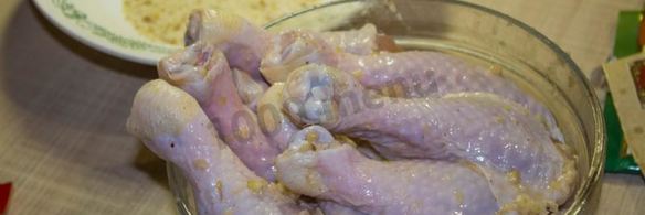 курица в панировочных сухарях на сковороде