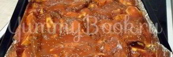 острая утка, запеченная с картофелем и морковью