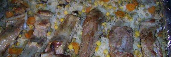 свинина с рисом и кукурузой