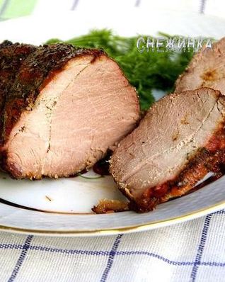 Свинина, запеченная в апельсиново-смородиновой глазури