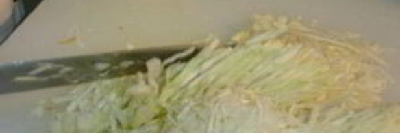 свиные ребрышки, тушеные с овощами