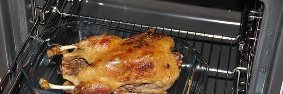 томленая утка под изумрудным соусом