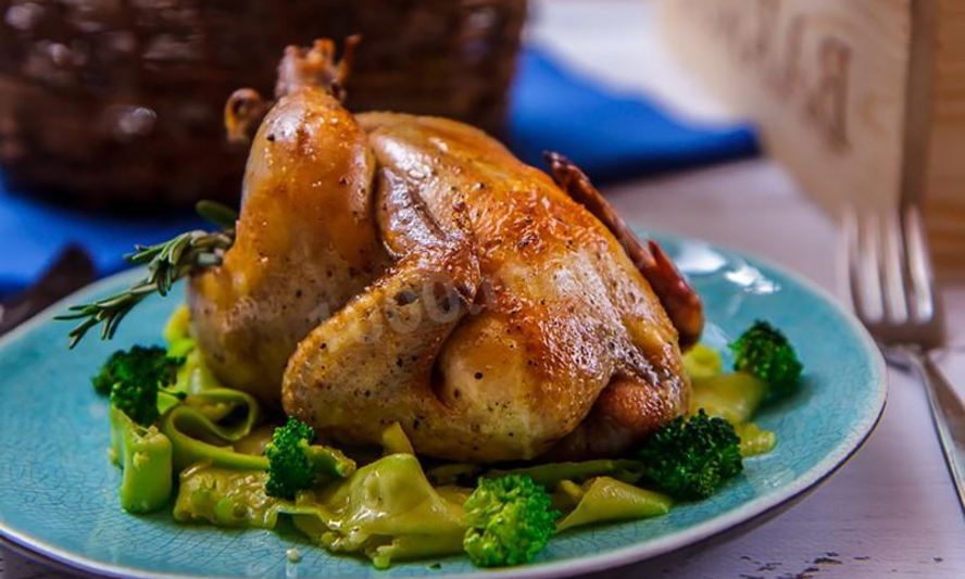 Рецепт цыпленка корнишон в духовке целиком