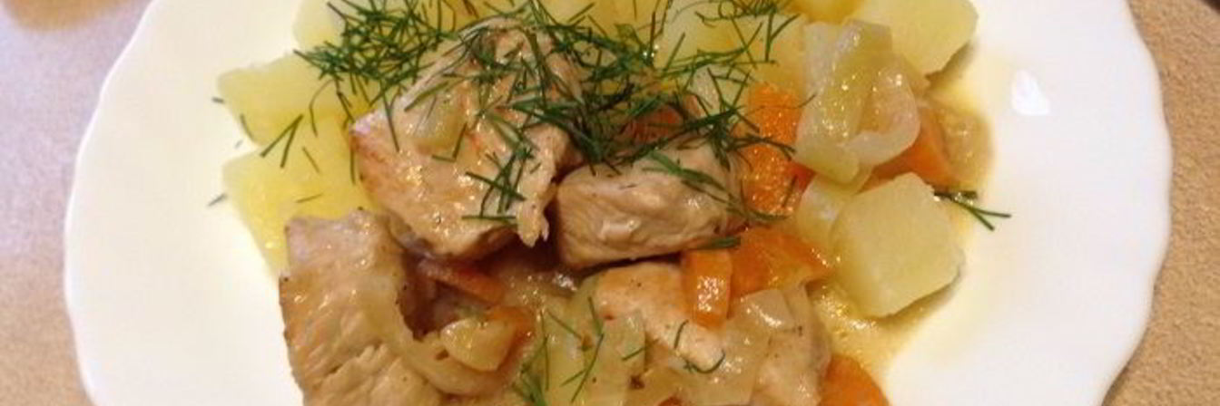 Тушеная индейка простая