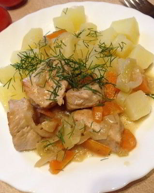 Тушеная индейка простая