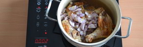 тушеная курица с картошкой и кабачками