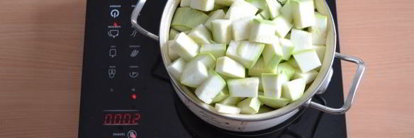 тушеная курица с картошкой и кабачками