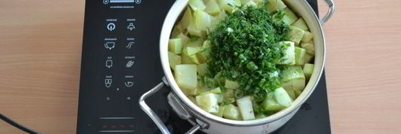 тушеная курица с картошкой и кабачками