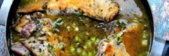 тушеный кролик с морковью