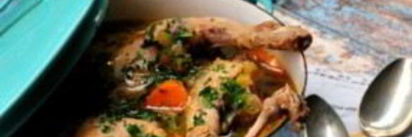 тушеный кролик с морковью