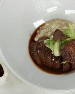 Утиная грудка с перловой кашей