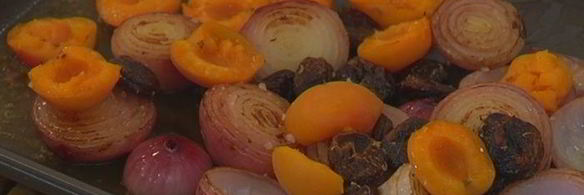 утиные грудки с абрикосами