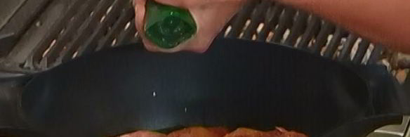 утиные ножки с яблоками, томленные в белом вине