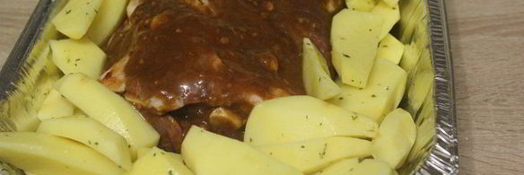 запеченная свиная шейка с картофелем