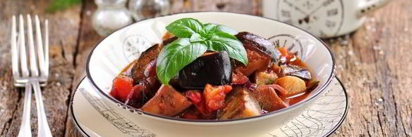 баклажаны тушеные с помидорами