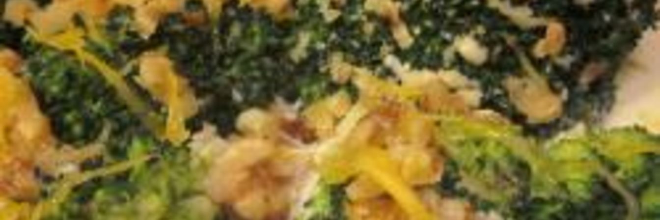 Брокколи, запеченная в сметанном соусе