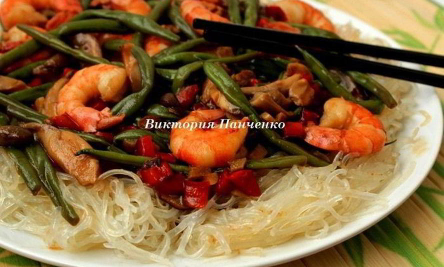 Рецепт чапа-чого с креветками, грибами и стручковой фасолью