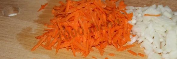 фаршированный перец с рисом, фаршем и капустой