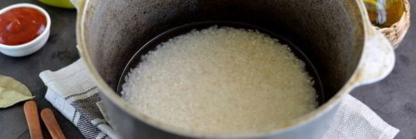 фаршированный перец с соусом