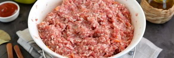 фаршированный перец с соусом