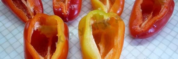 фаршированный перец запеченный в духовке с мясом